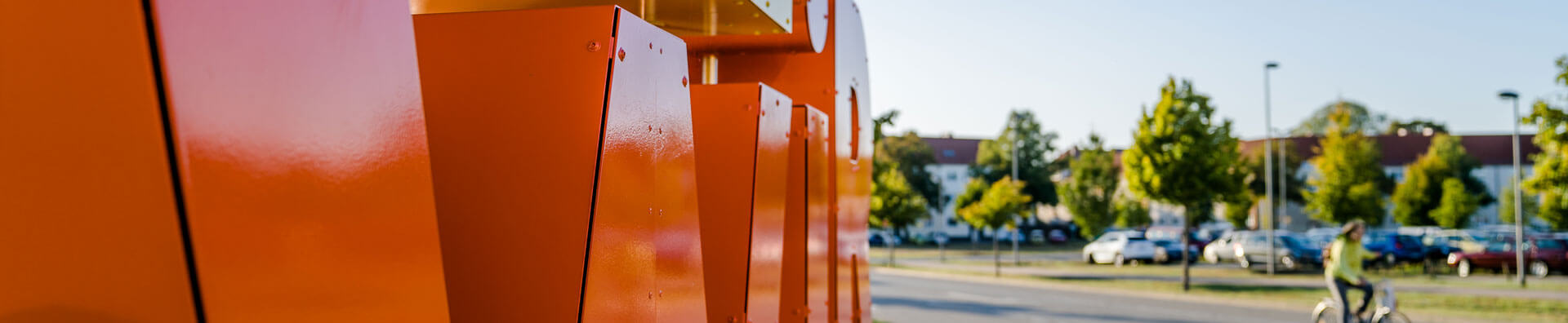 Stadtwerke Wittenberge - Unser Team vor unserem Hauptsitz in Lindenberg